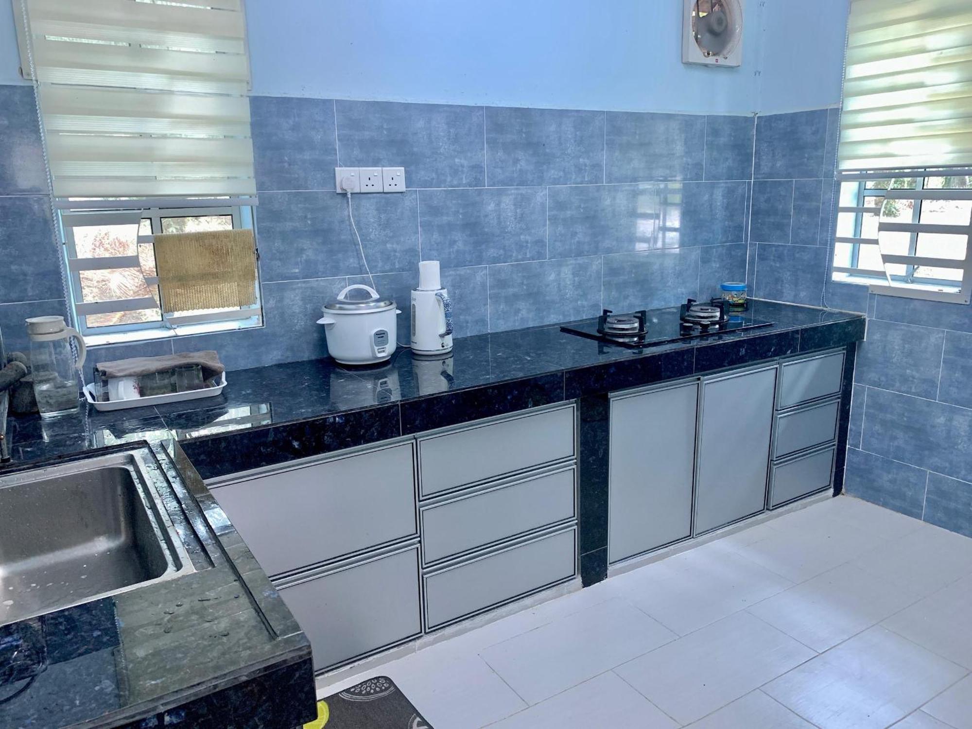 Tiara Inn Homestay 2 Tingkat Pontian Johor Pontian Besar 외부 사진