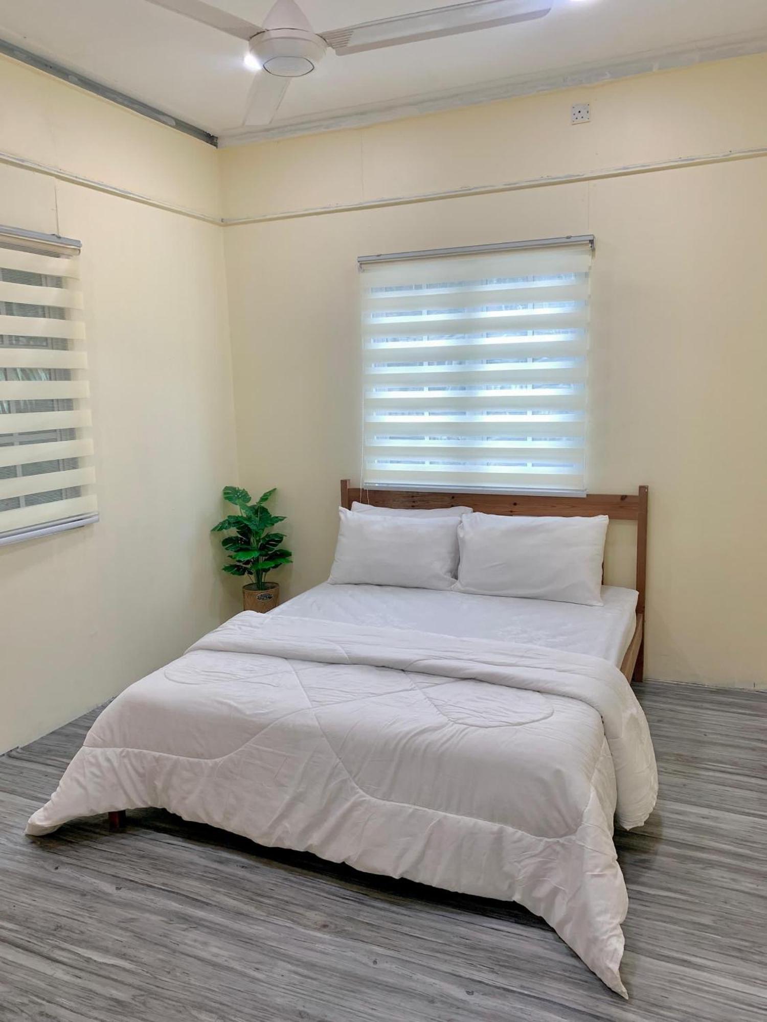 Tiara Inn Homestay 2 Tingkat Pontian Johor Pontian Besar 외부 사진